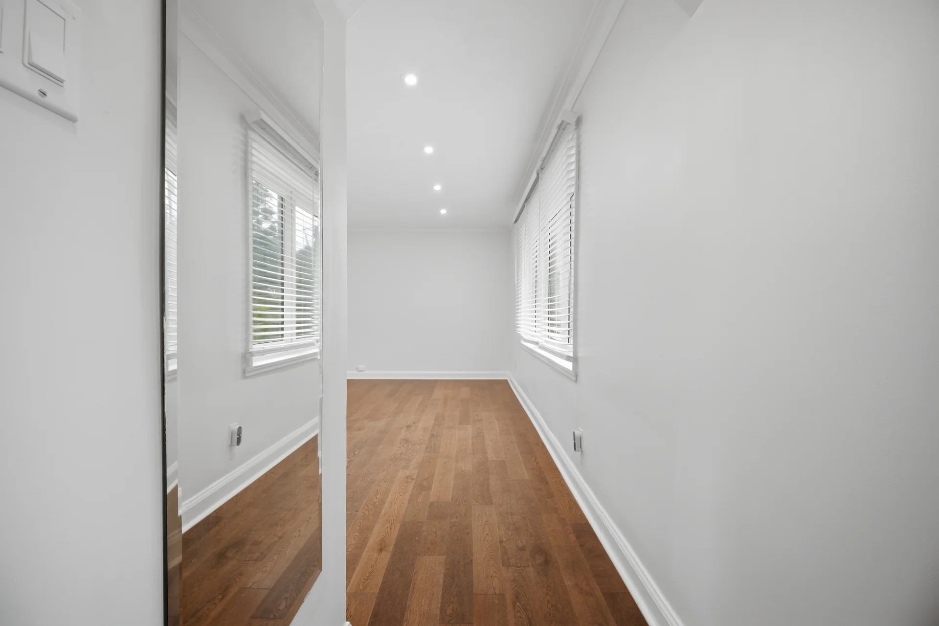 154 Martin Grove Road, Etobicoke - photo 7