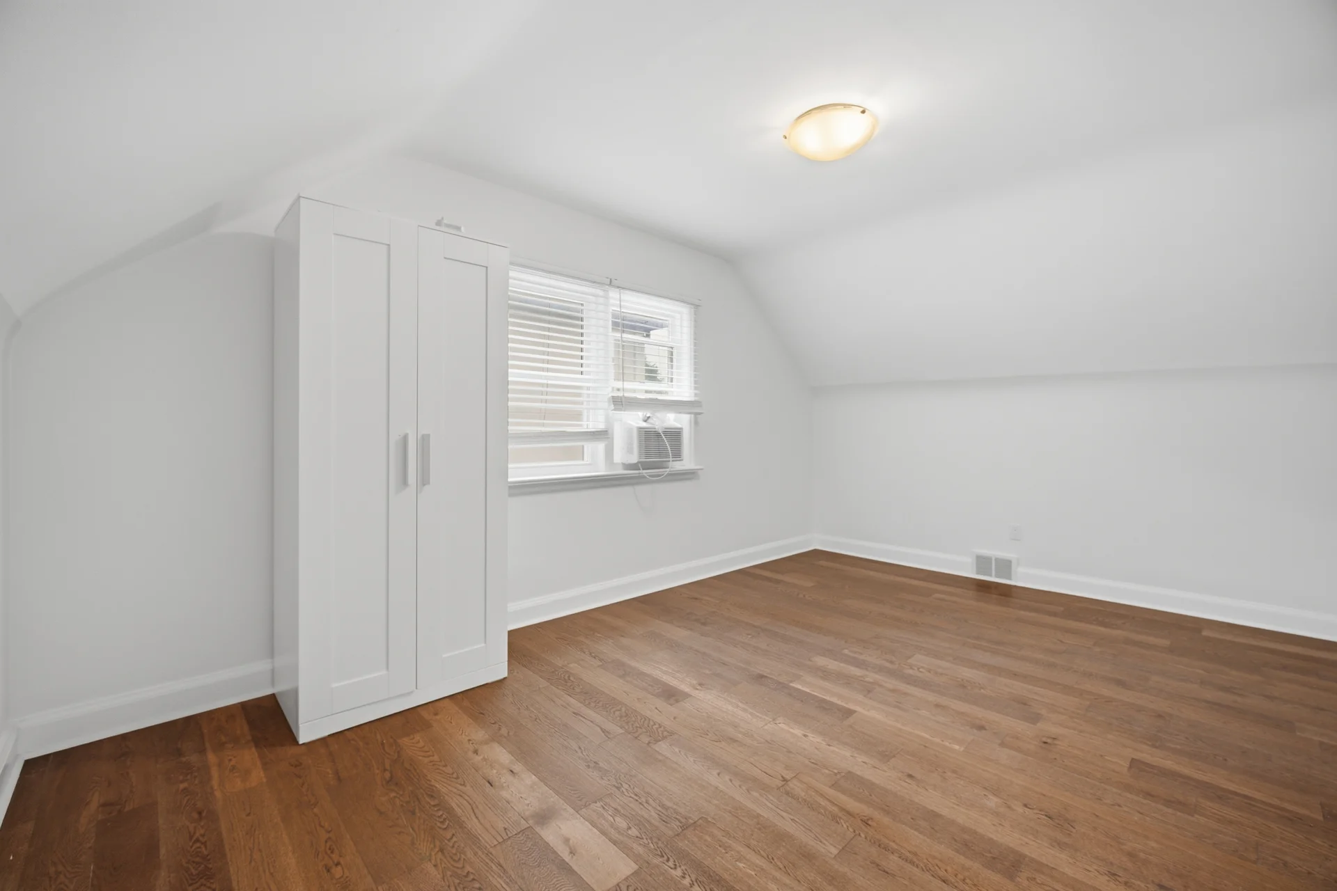 154 Martin Grove Road, Etobicoke - photo 23