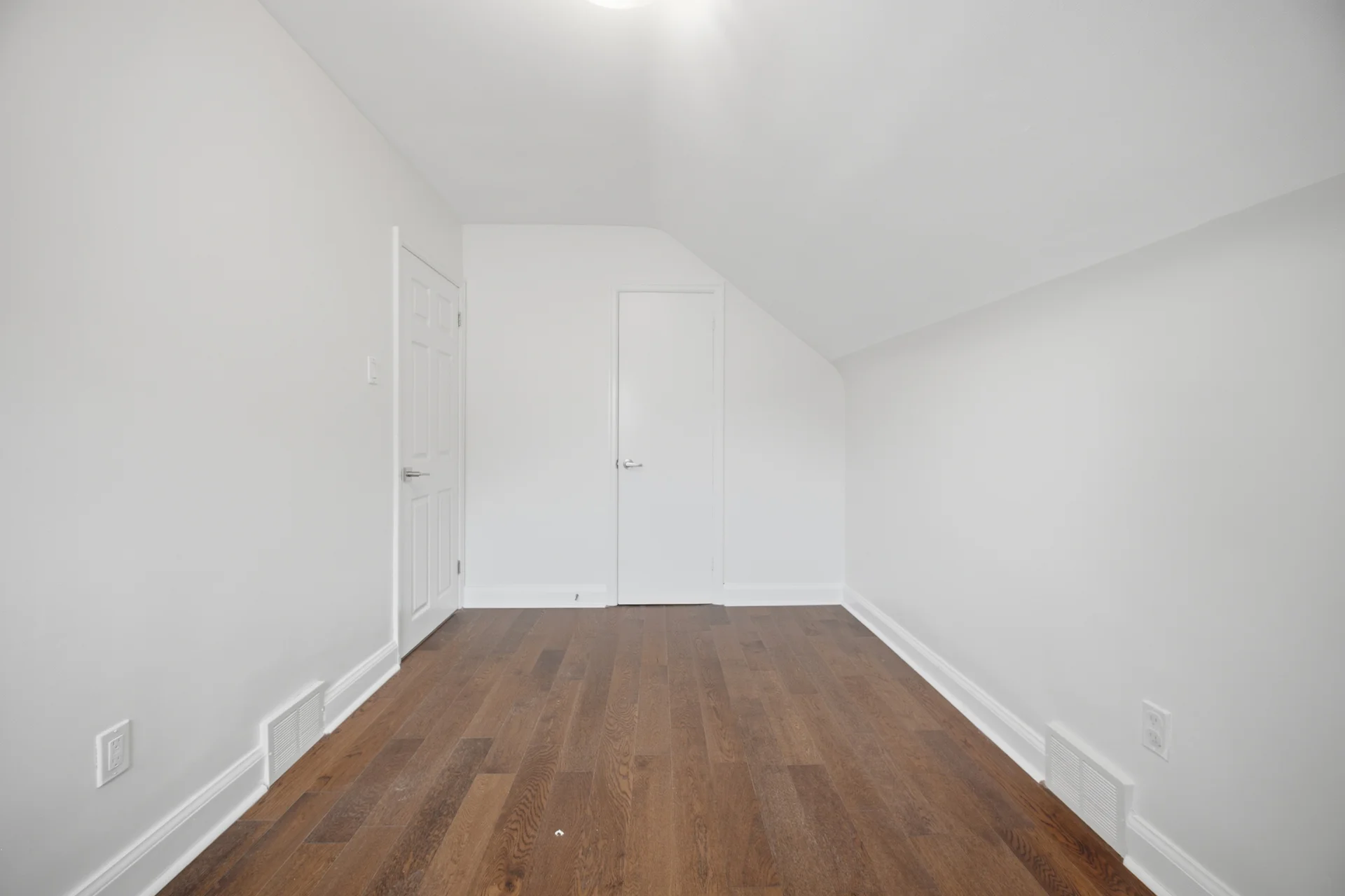 154 Martin Grove Road, Etobicoke - photo 27
