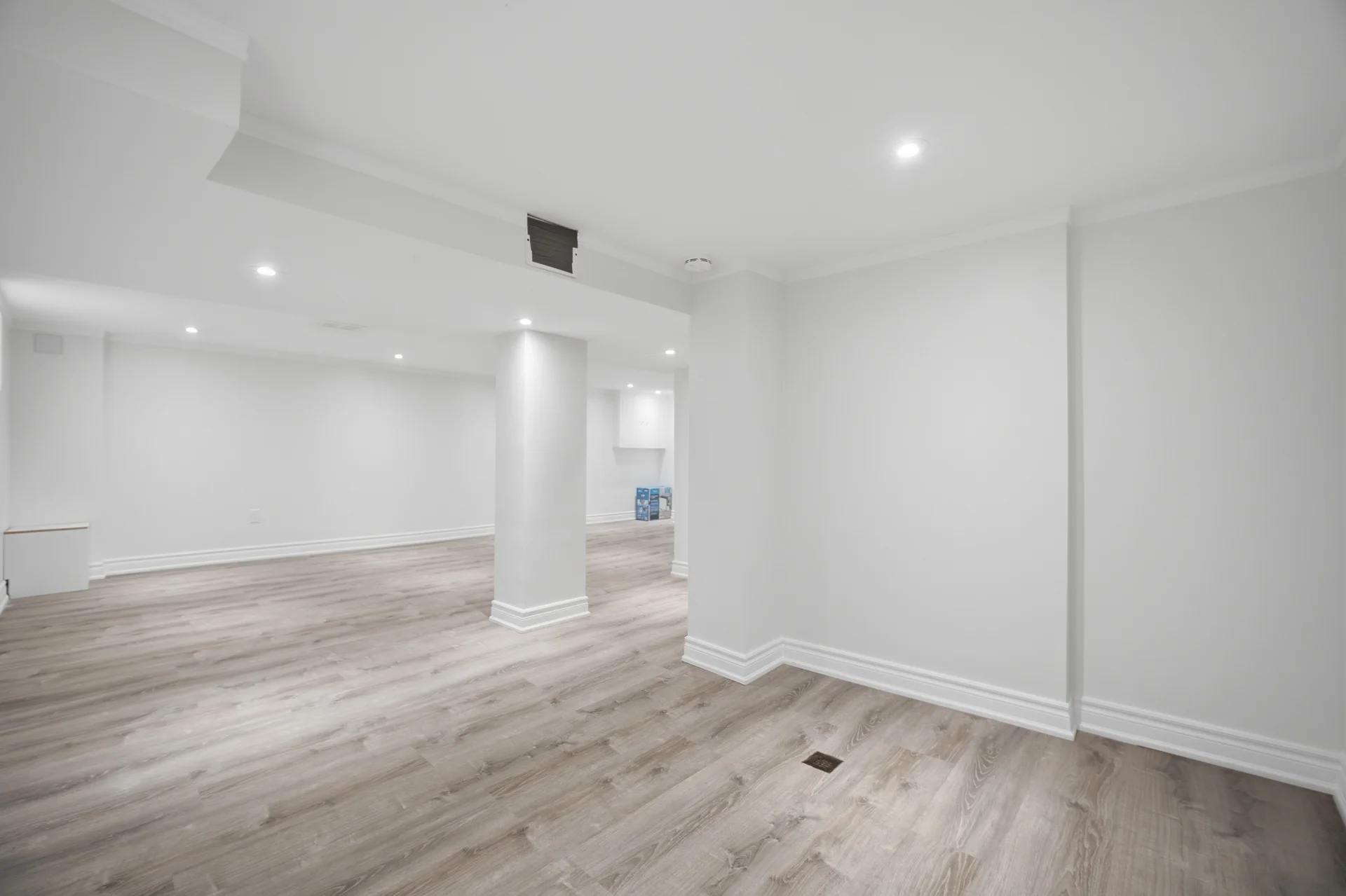 154 Martin Grove Road, Etobicoke - photo 32