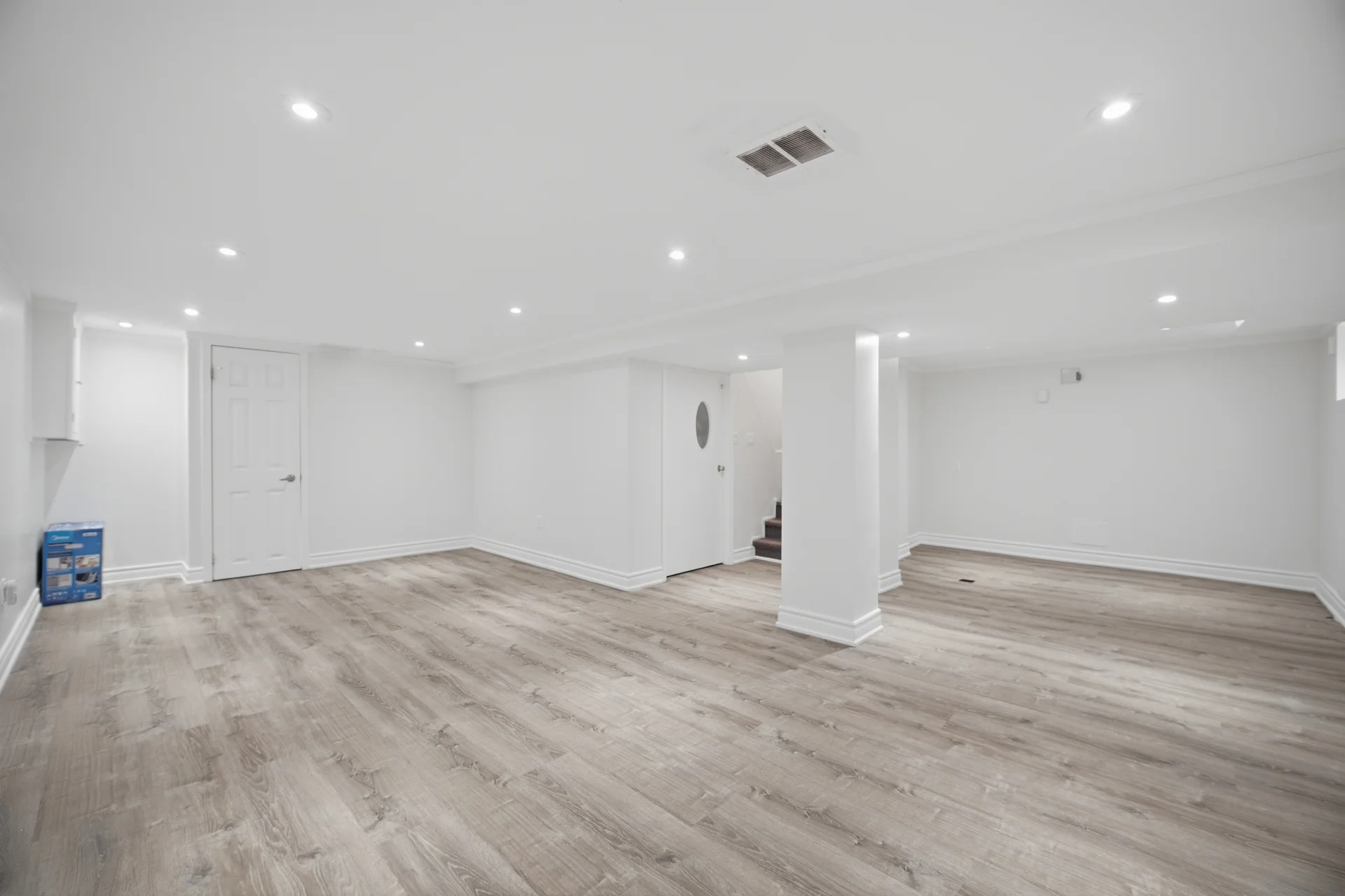 154 Martin Grove Road, Etobicoke - photo 35