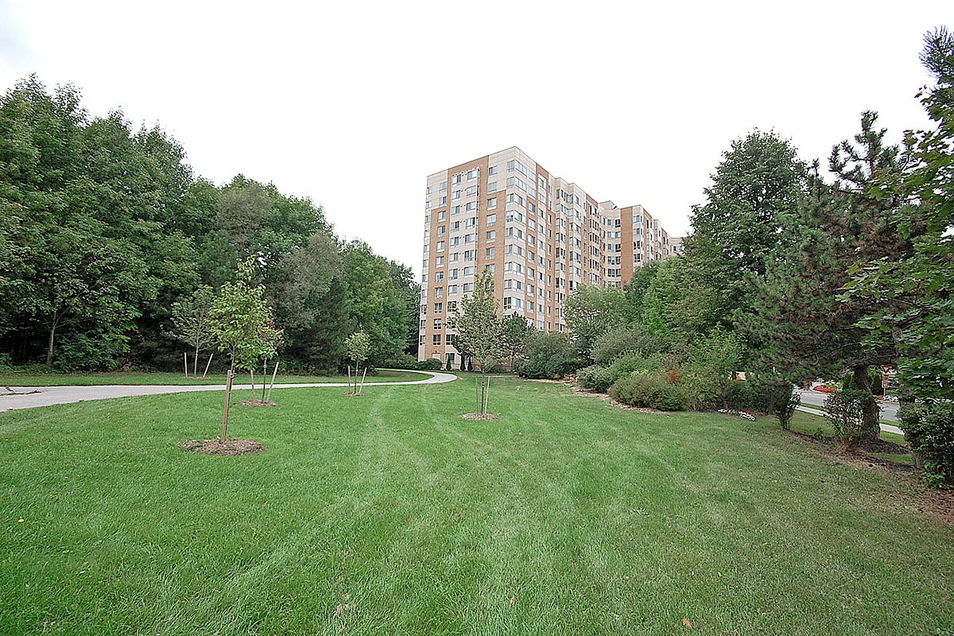 #411-1485 Lakeshore Road East, Mississauga - photo 51