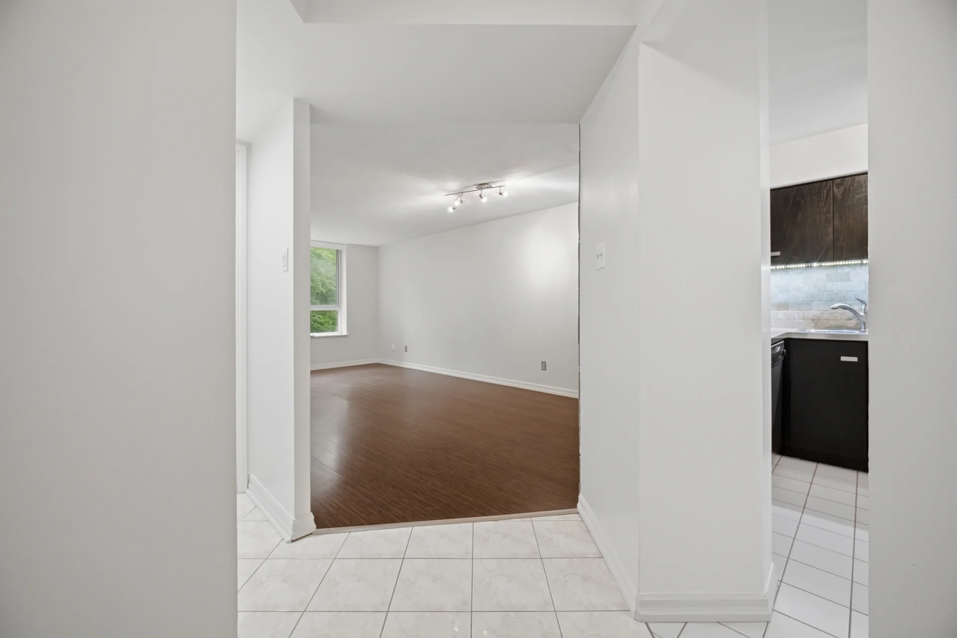 #411-1485 Lakeshore Road East, Mississauga - photo 10
