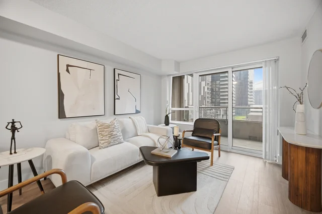 #635-250 Wellington Street West, Toronto - photo 19