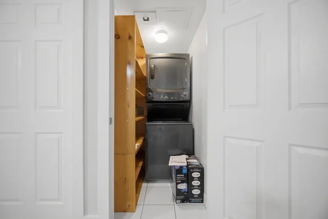 #635-250 Wellington Street West, Toronto - photo 27
