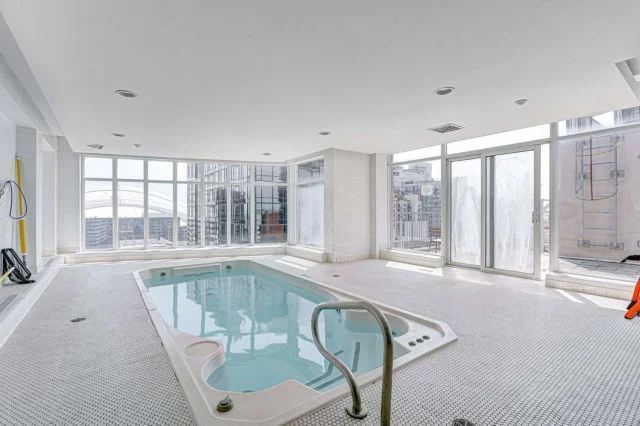 #635-250 Wellington Street West, Toronto - photo 38