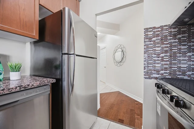#1011-2379 Central Park Drive, Oakville - photo 11
