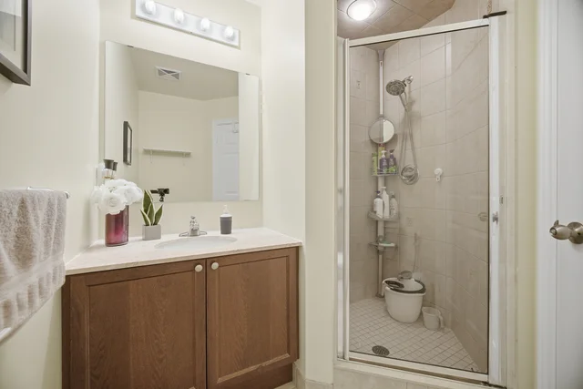#1011-2379 Central Park Drive, Oakville - photo 25