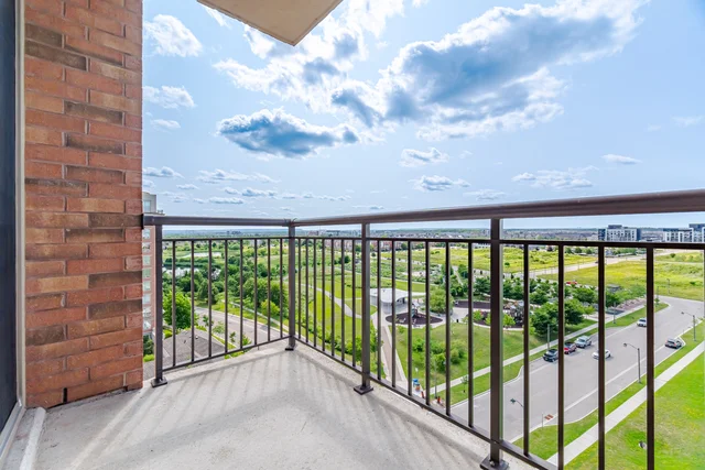 #1011-2379 Central Park Drive, Oakville - photo 40