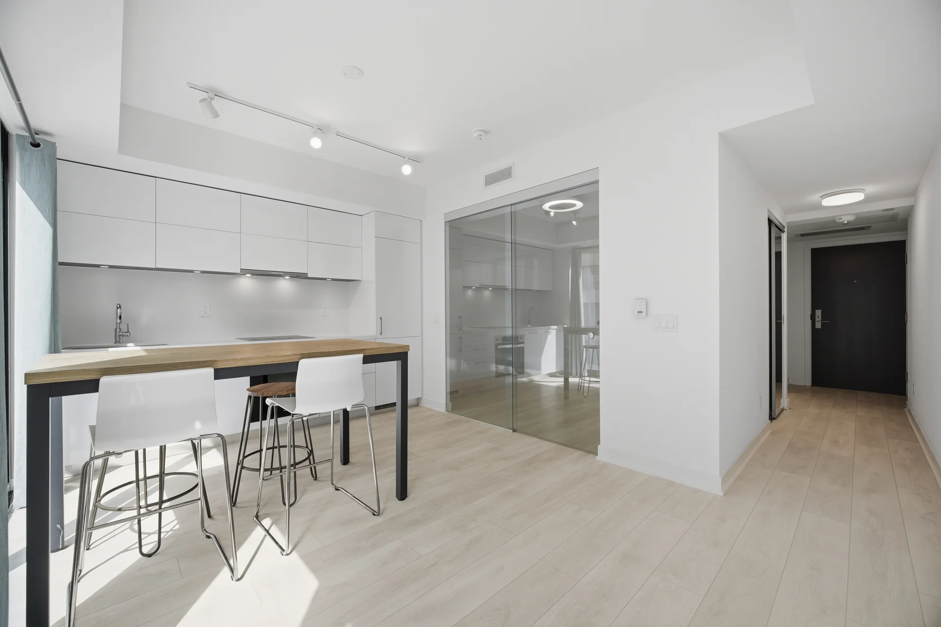 #1806-188 Cumberland Street, Toronto - photo 12