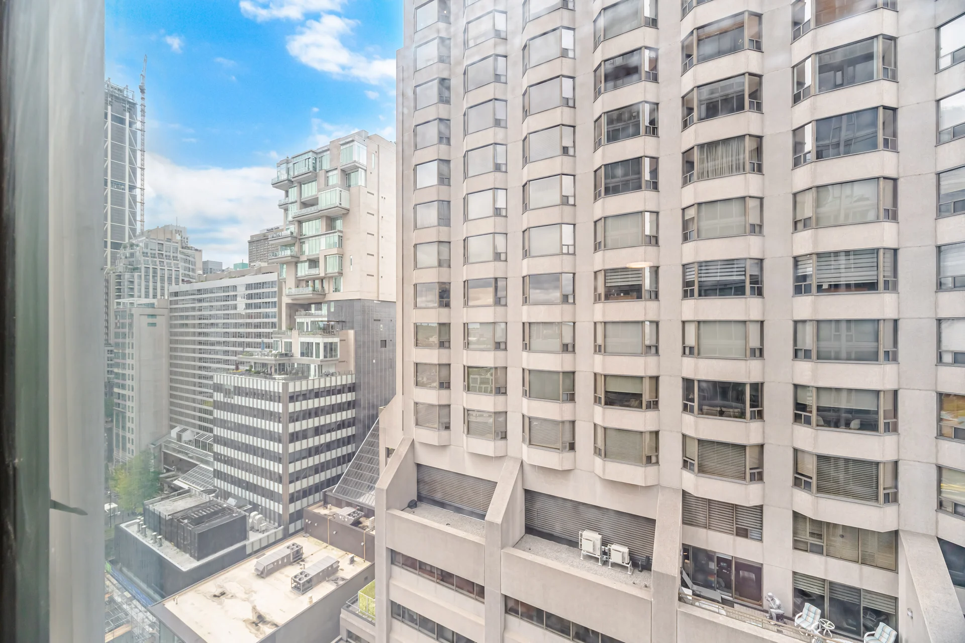 #1806-188 Cumberland Street, Toronto - photo 16