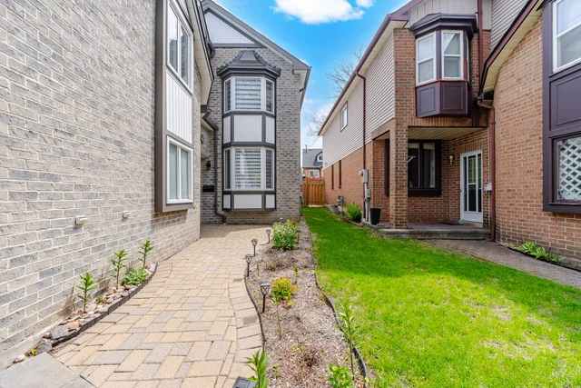 923 Redbird Crescent, Pickering - photo 9