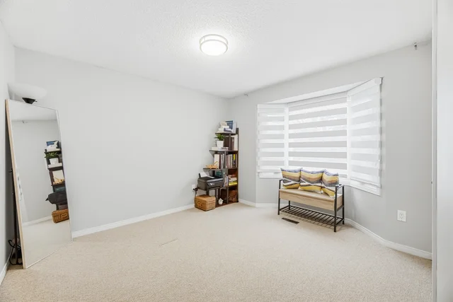 923 Redbird Crescent, Pickering - photo 44