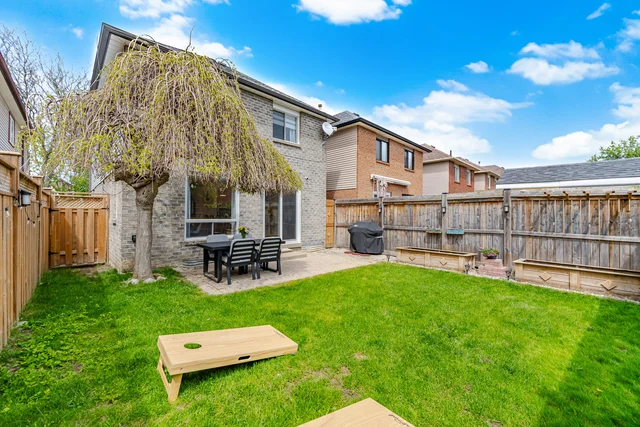 923 Redbird Crescent, Pickering - photo 72