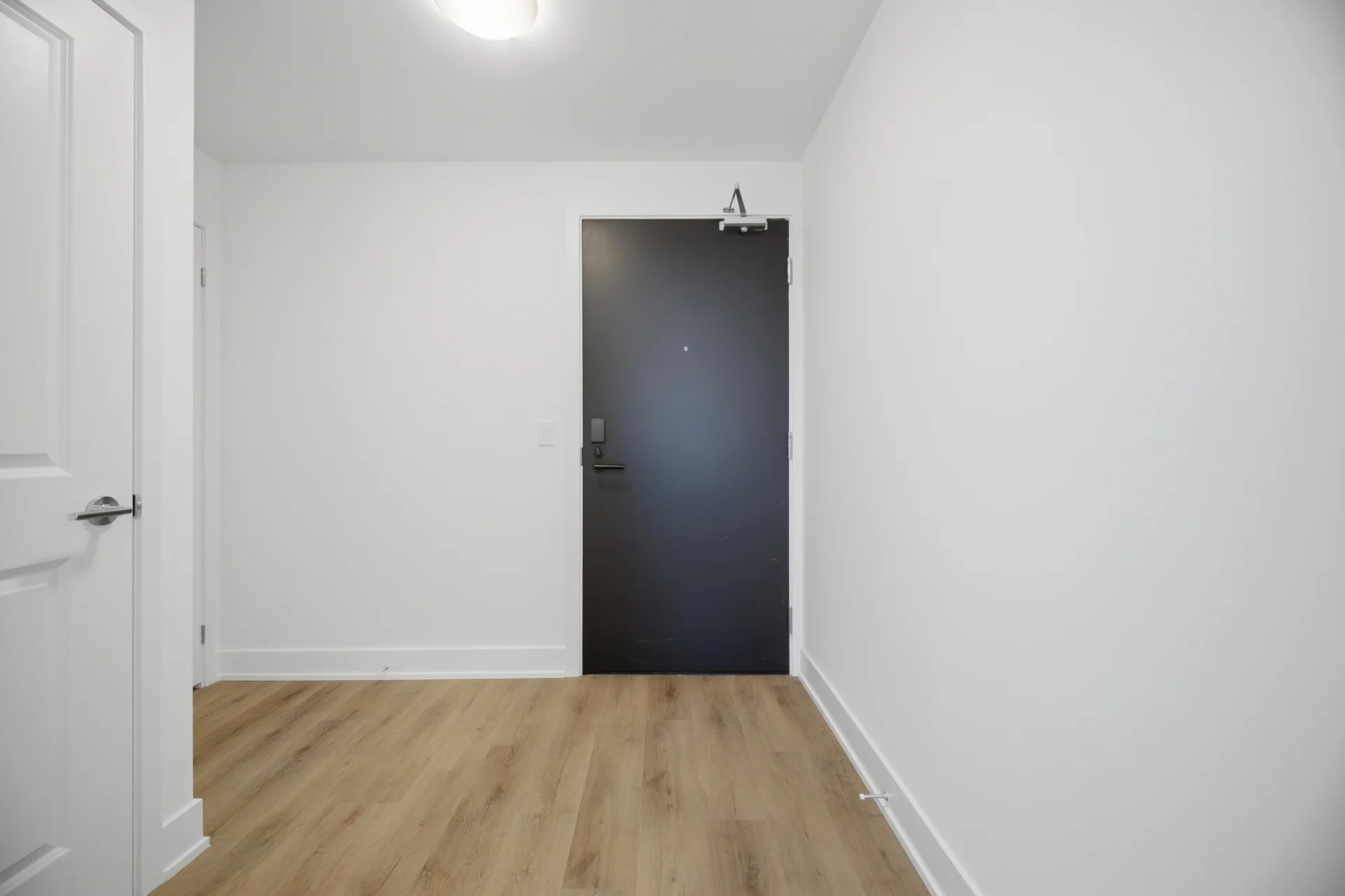 #702A-115 Nipissing Road, Milton - photo 7