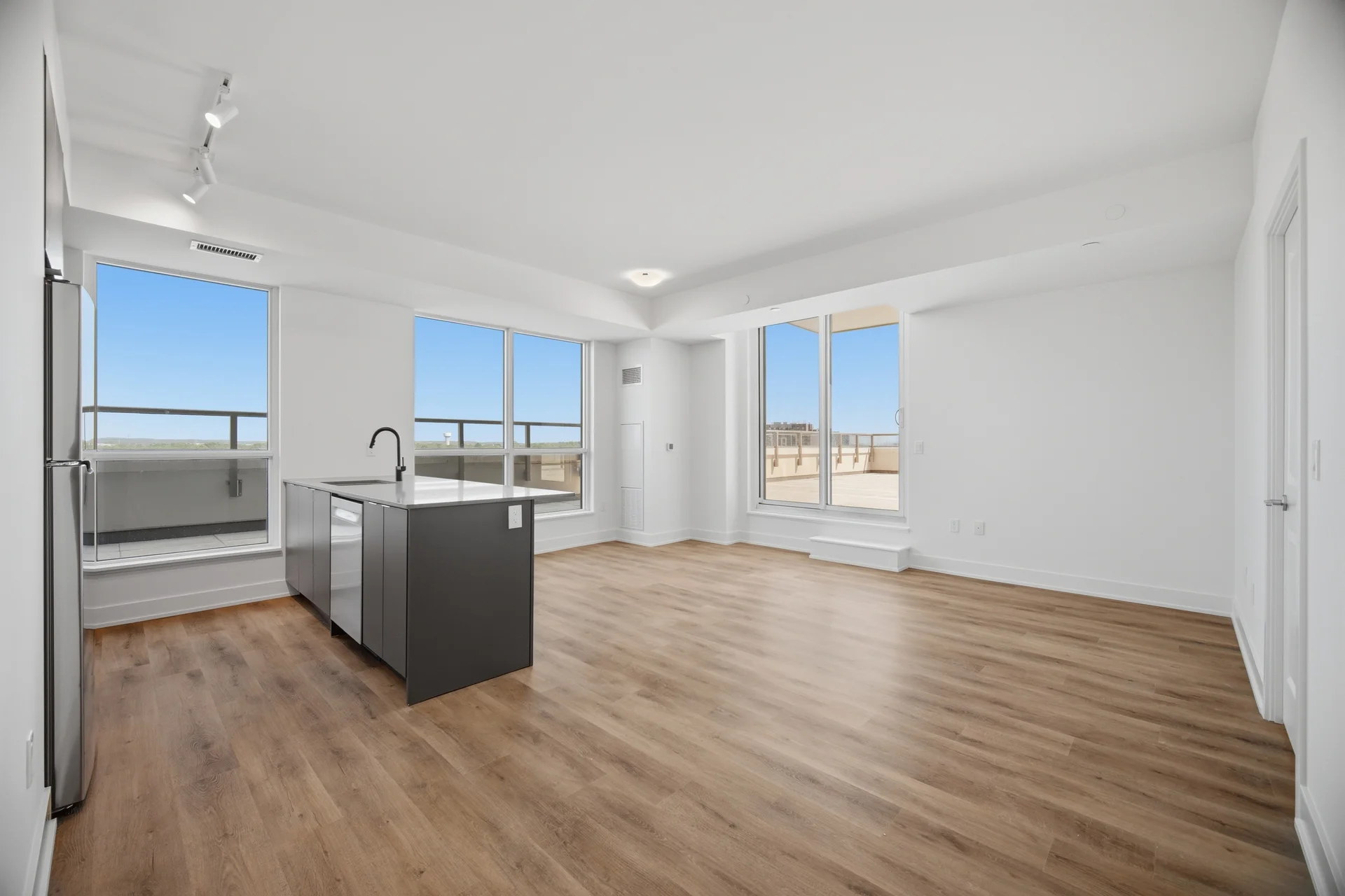 #702A-115 Nipissing Road, Milton - photo 10