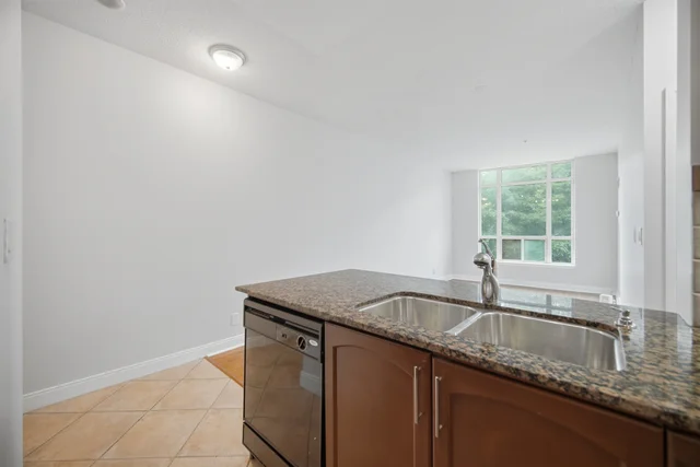 #205-90 Absolute Avenue, Mississauga - photo 14