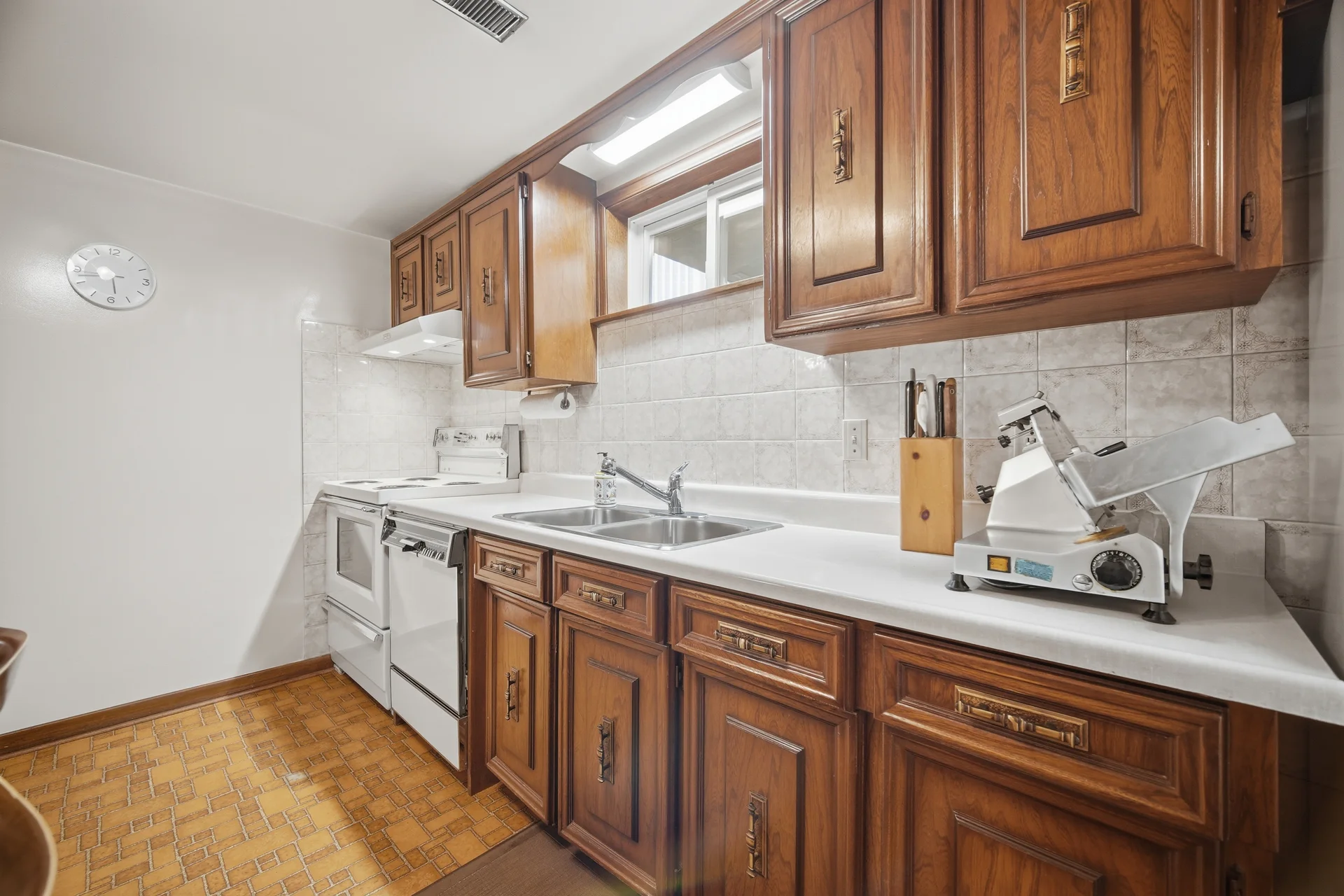 48 Clair Road, North York - photo 71