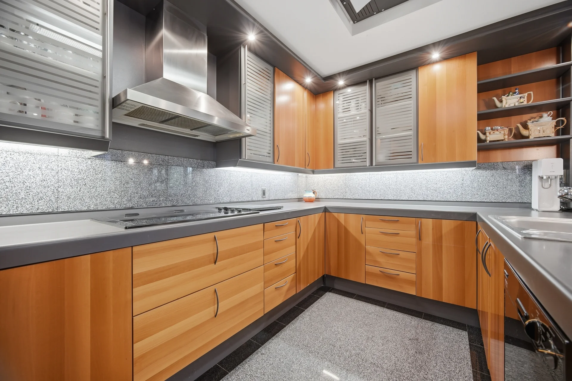 9 Saguenay Avenue, Toronto - photo 24