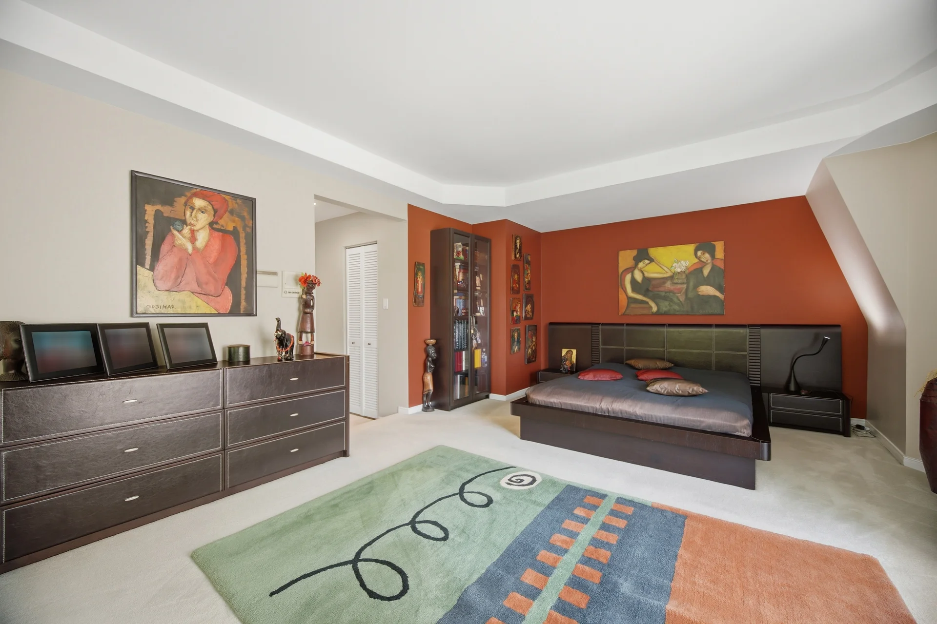3666373
