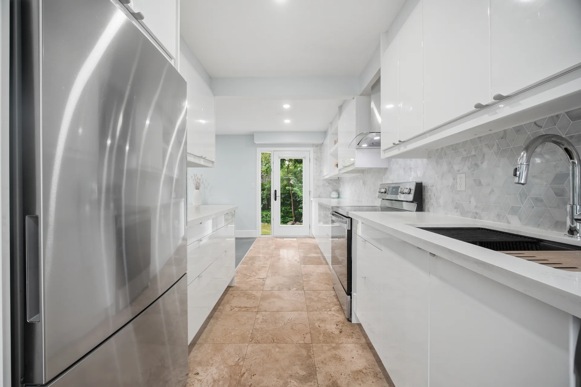 1527 Forestdale Court, Oakville - photo 16