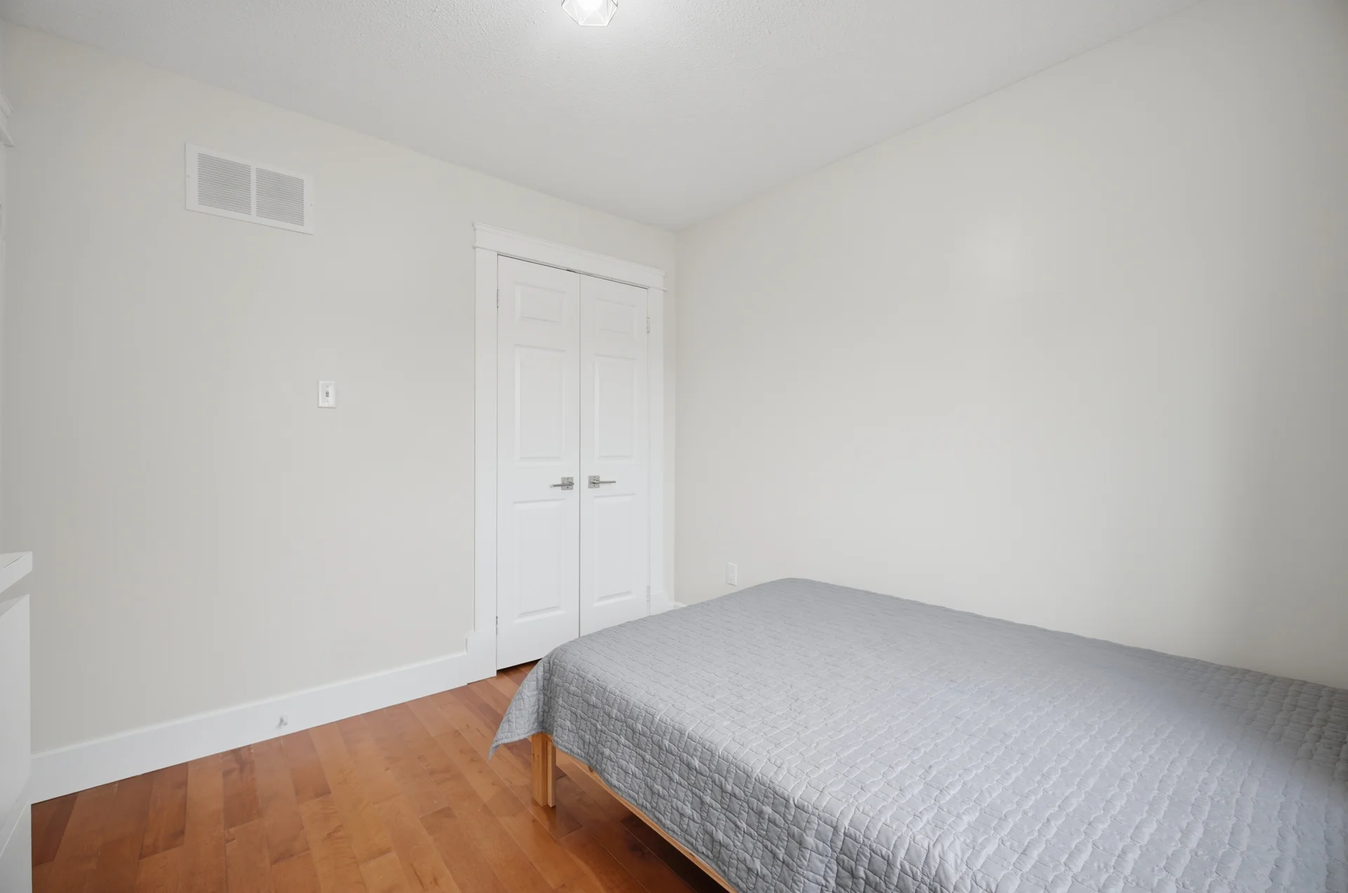 1527 Forestdale Court, Oakville - photo 28