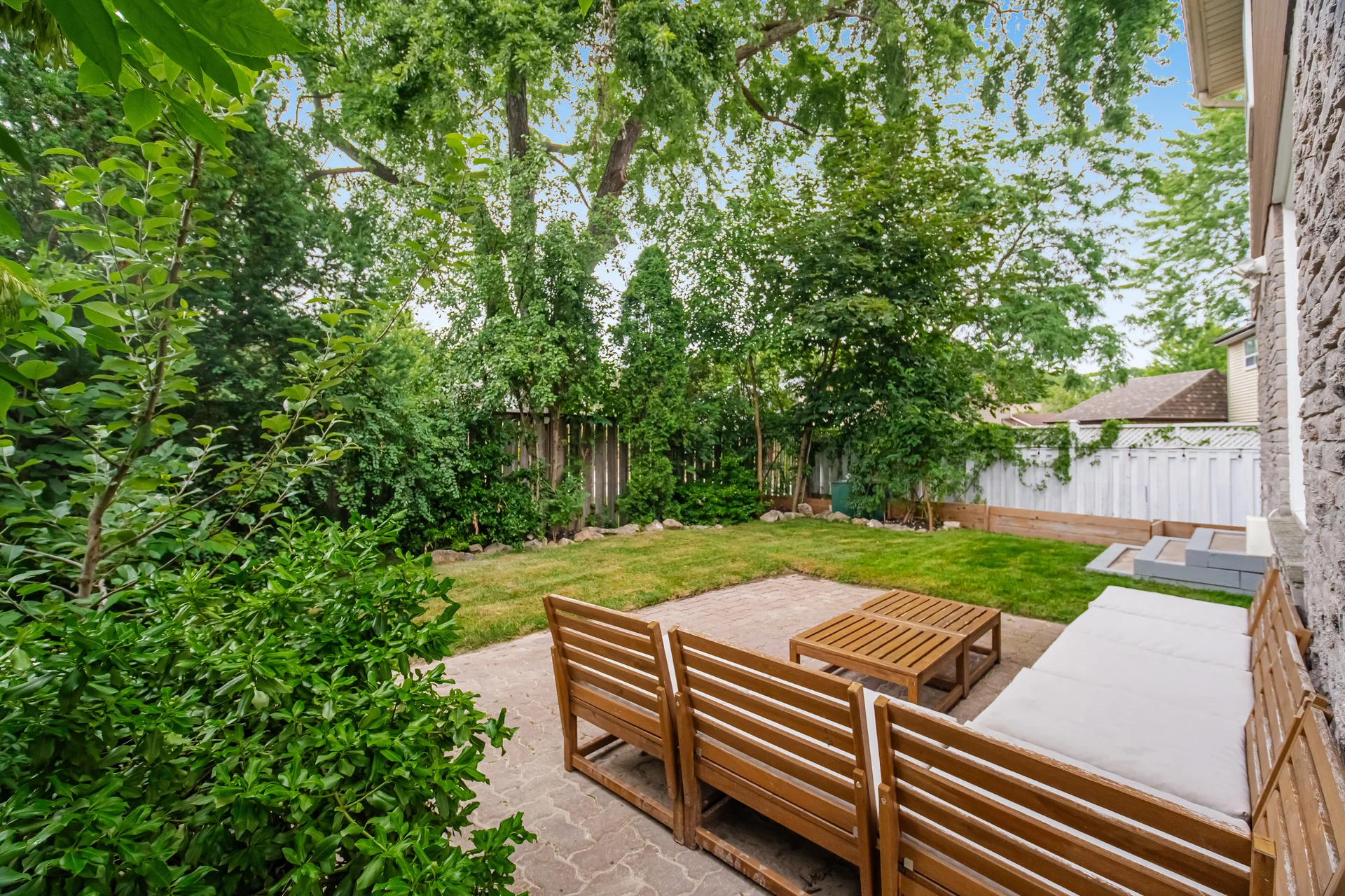 1527 Forestdale Court, Oakville - photo 51