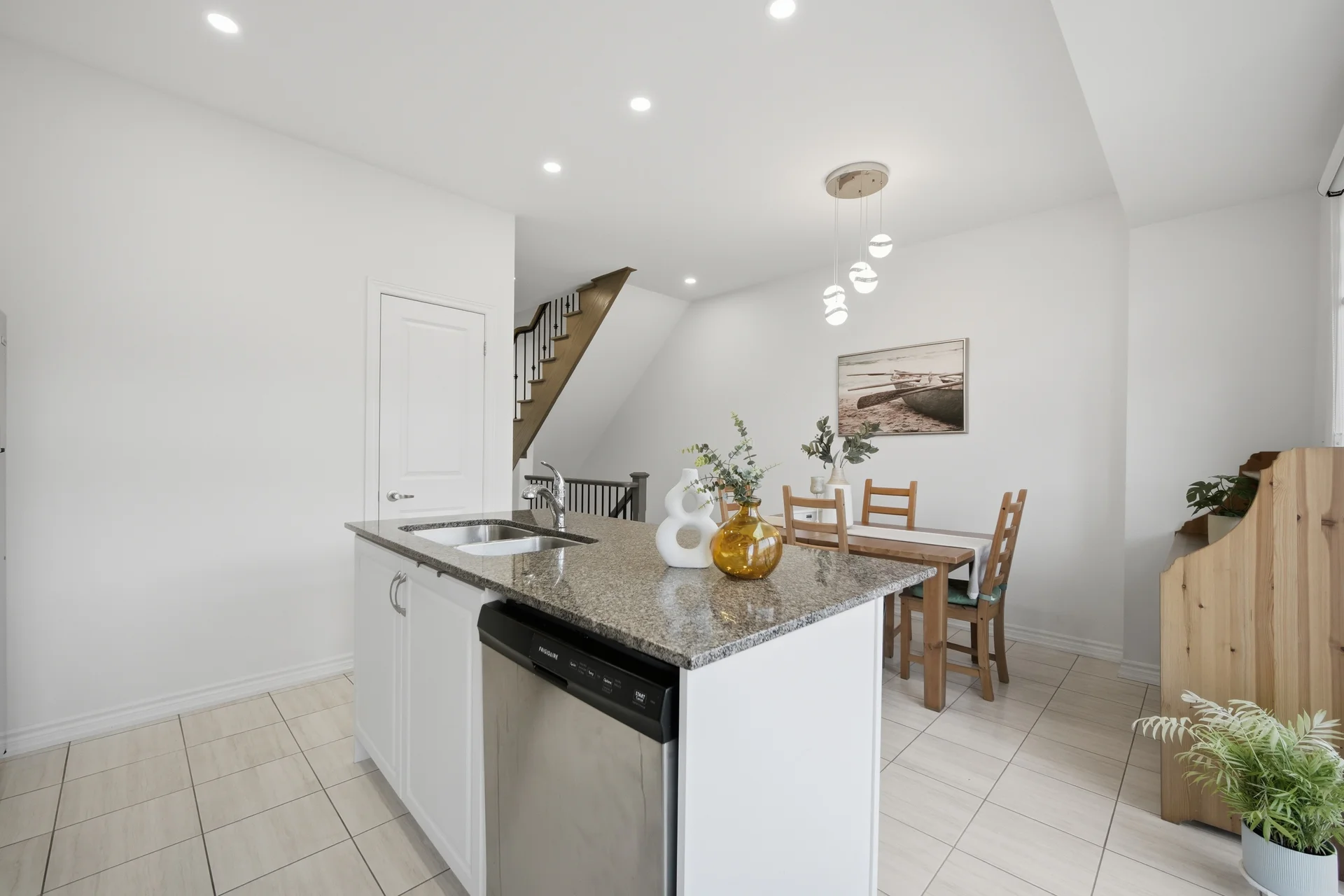 38 Hallmark Way, Whitby - photo 14