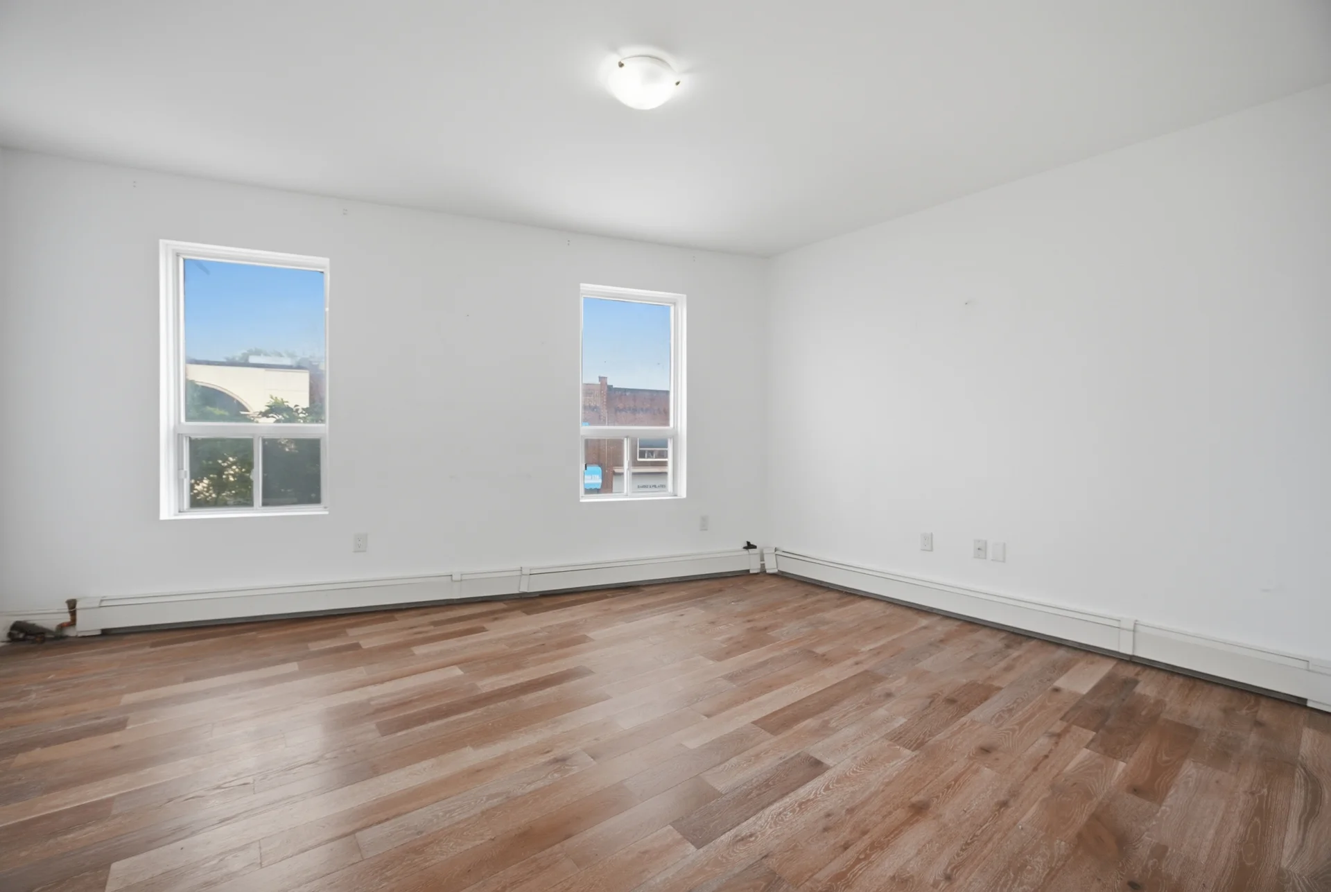 3331 Dundas Street West, Toronto - photo 13
