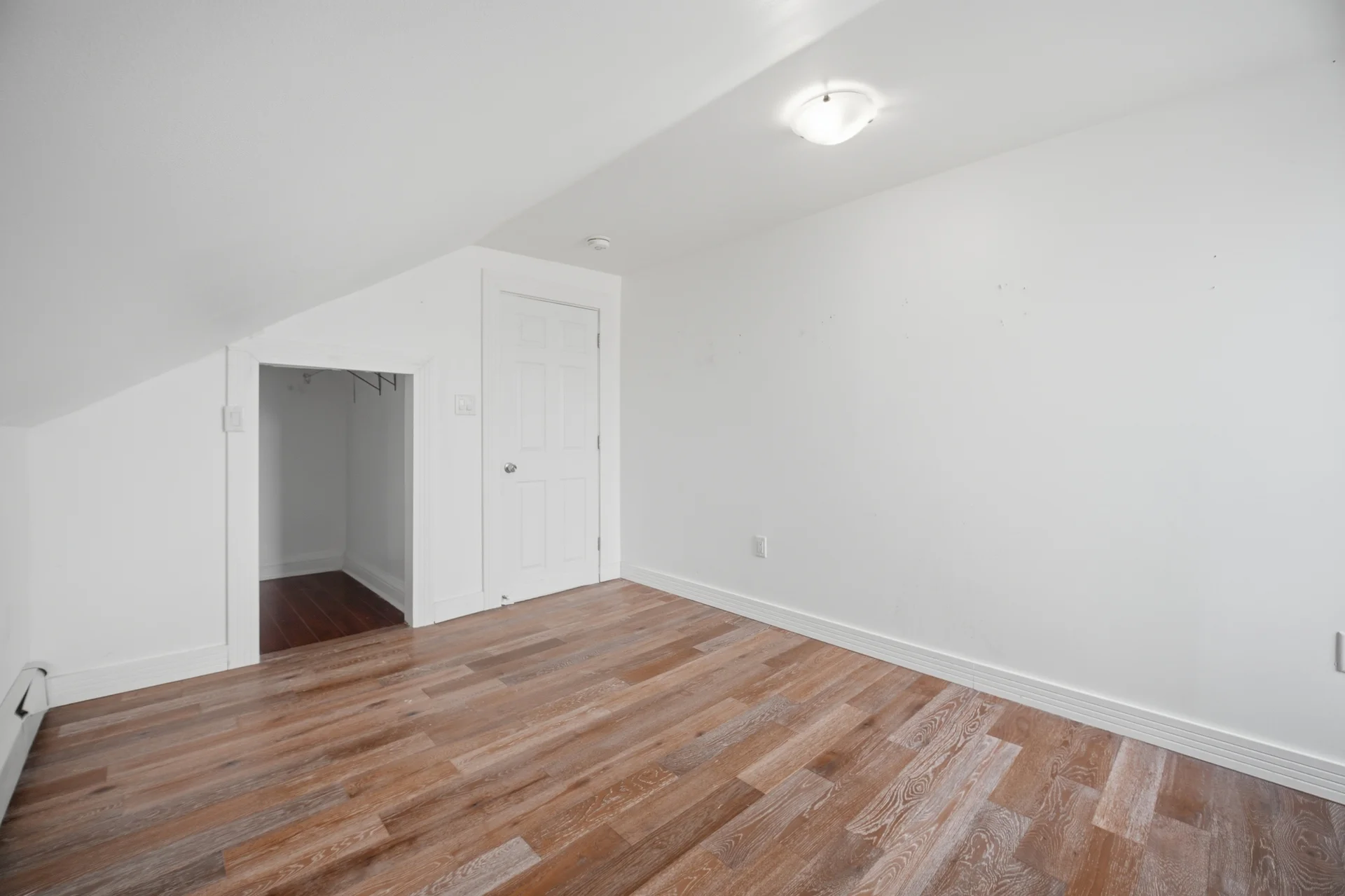3331 Dundas Street West, Toronto - photo 21