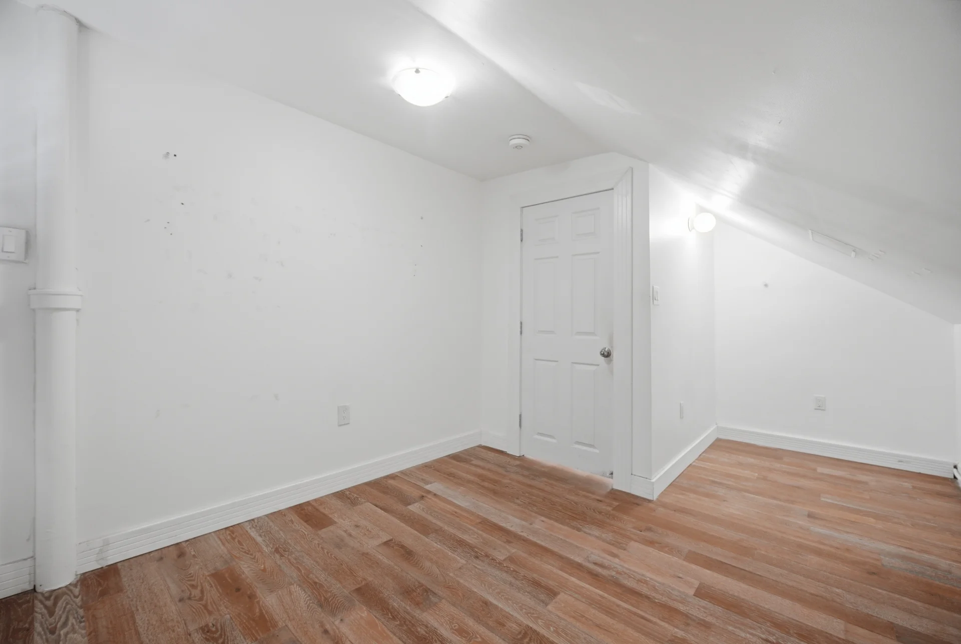 3331 Dundas Street West, Toronto - photo 23