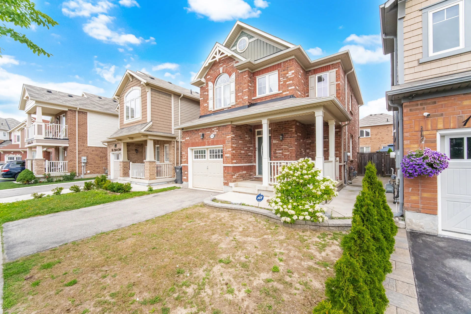 148 Miracle Trail, Brampton - photo 2