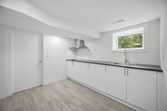 32 Maple Avenue East, Georgetown - photo 40