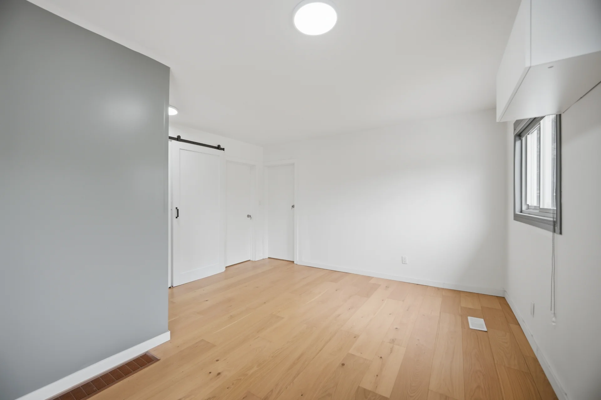 32 Maple Avenue East, Georgetown - photo 19