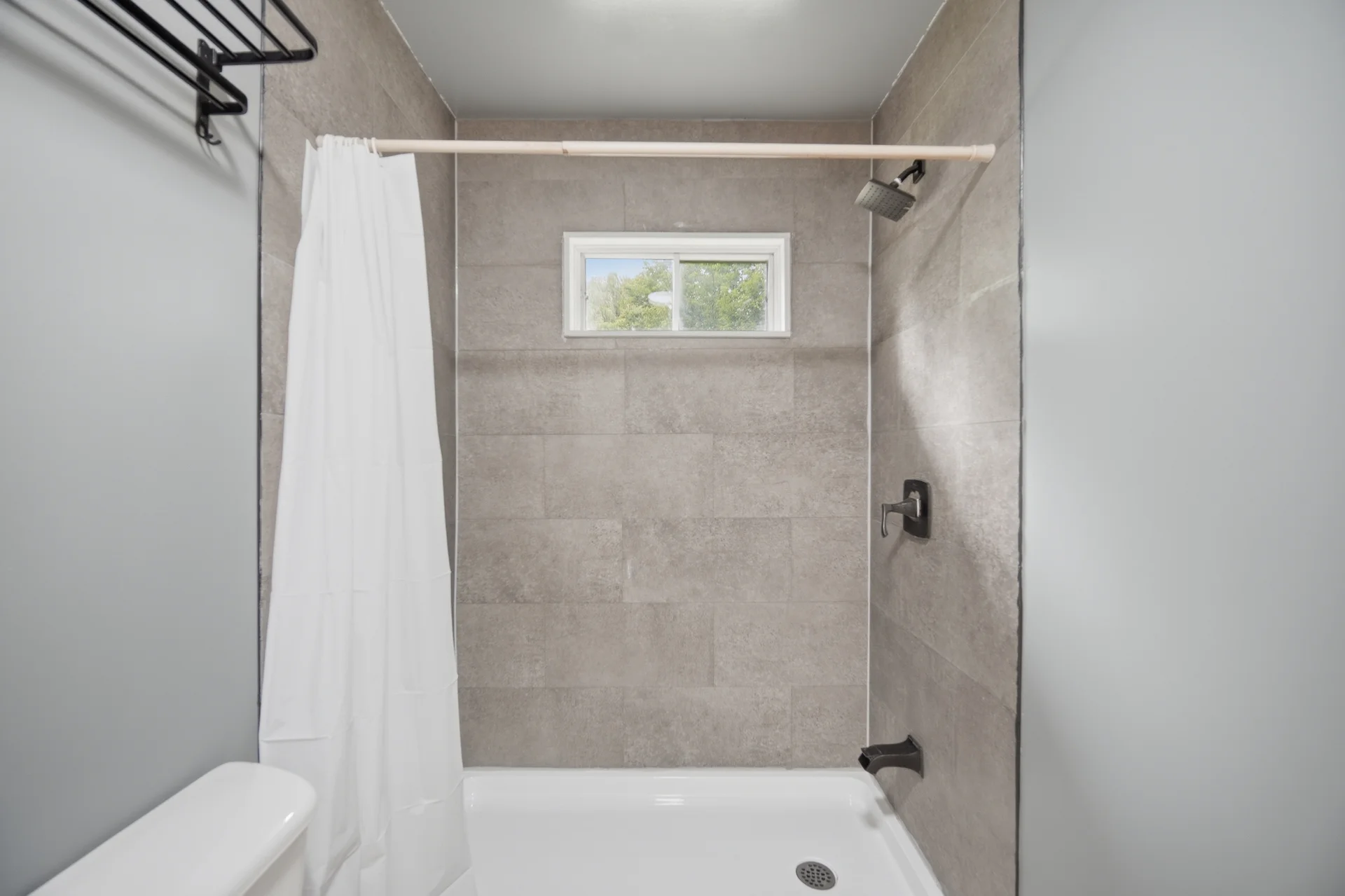 32 Maple Avenue East, Georgetown - photo 36