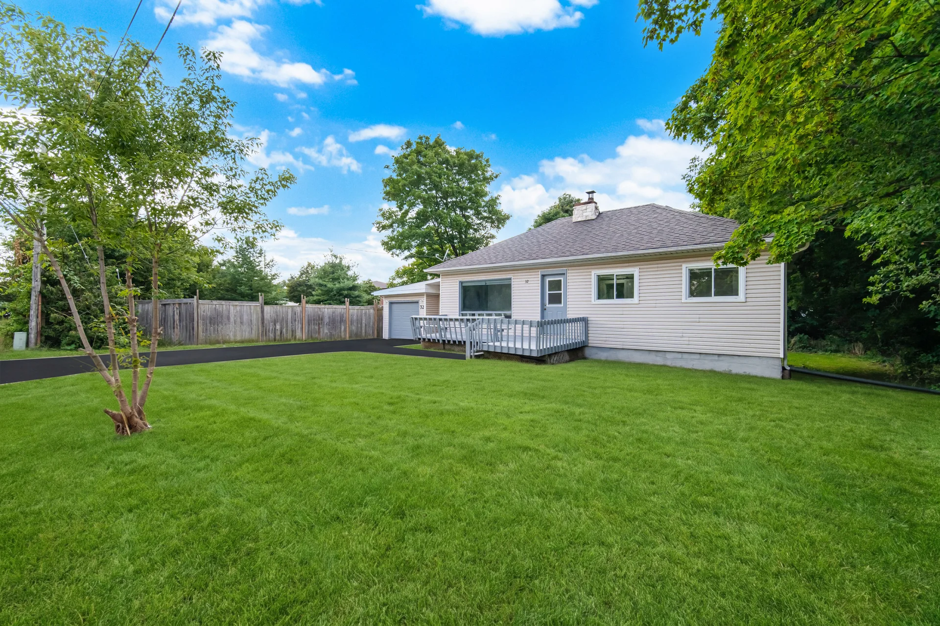 32 Maple Avenue East, Georgetown - photo 5