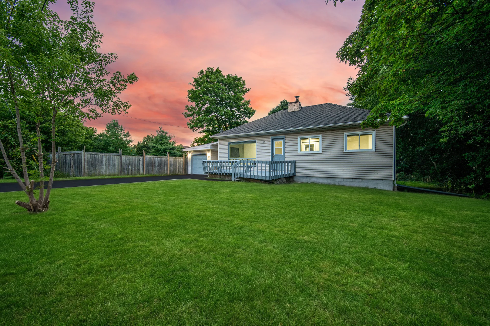 32 Maple Avenue East, Georgetown - photo 10