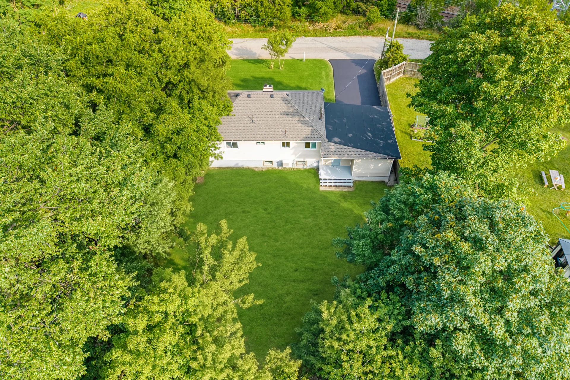 32 Maple Avenue East, Georgetown - photo 81