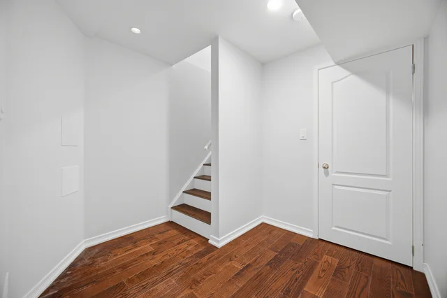 4212 Prudham Avenue, Burlington - photo 44