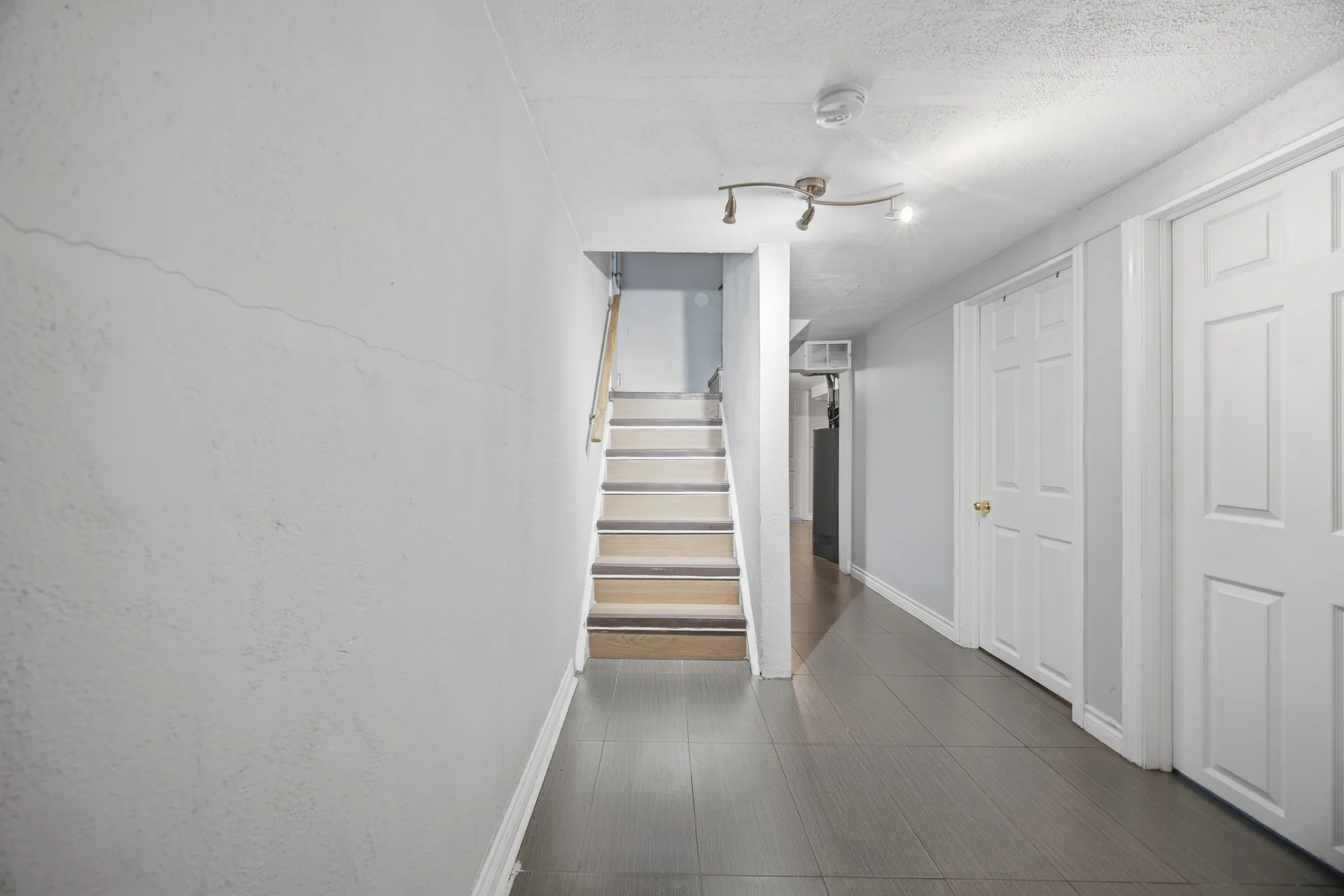 30 Elder Avenue, Toronto - photo 41