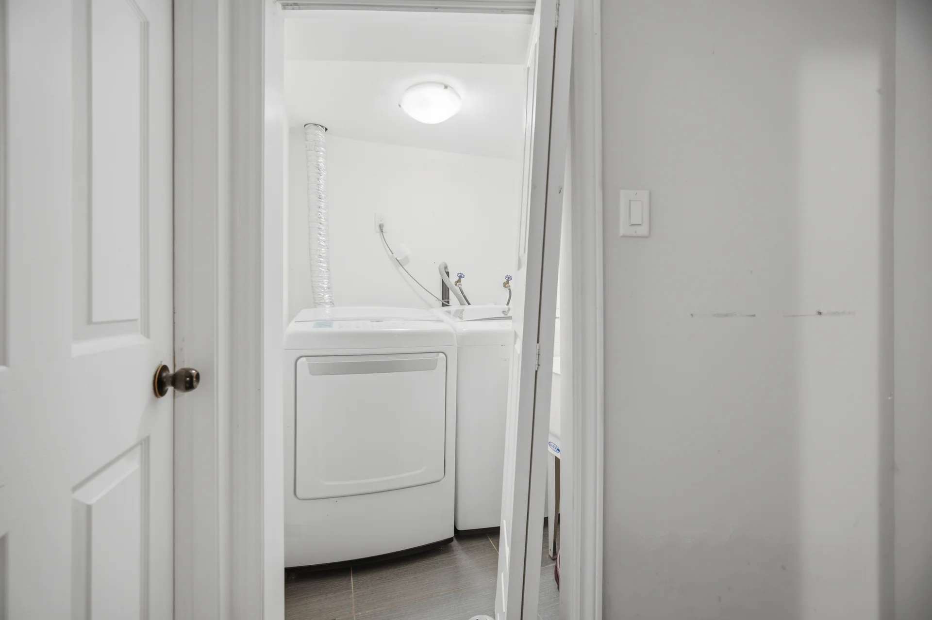 30 Elder Avenue, Toronto - photo 58