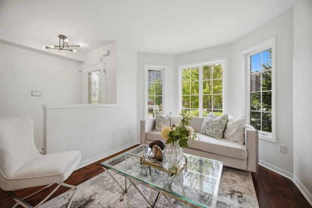 187 Red Maple Road, Richmond Hill - photo 9