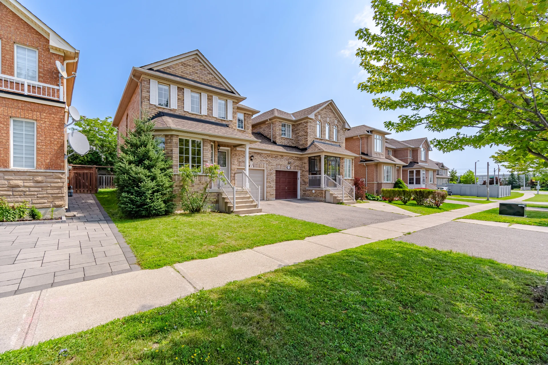 187 Red Maple Road, Richmond Hill - photo 5