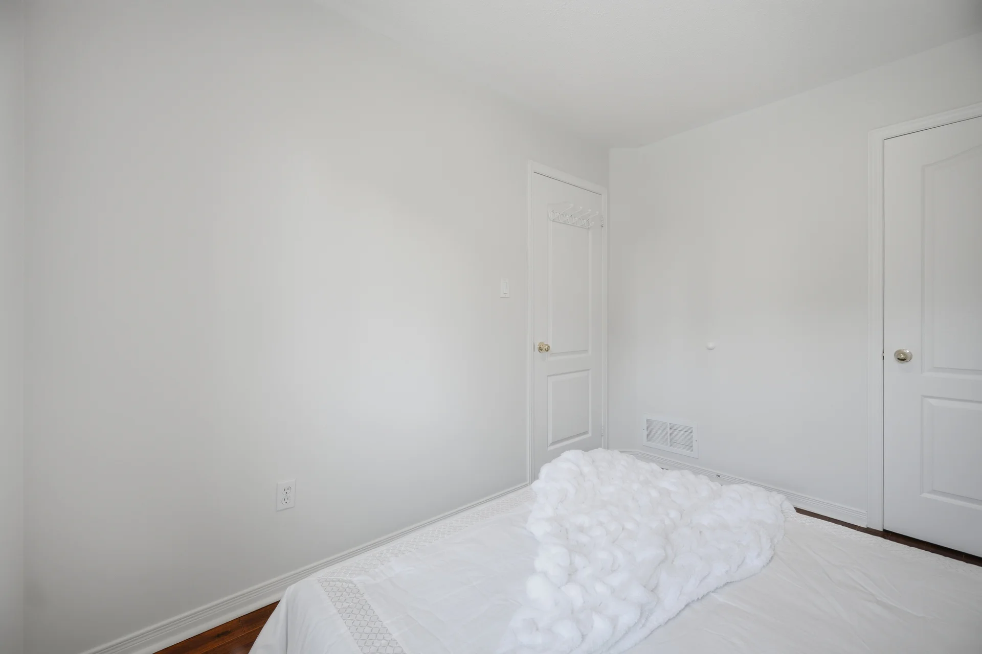 187 Red Maple Road, Richmond Hill - photo 43