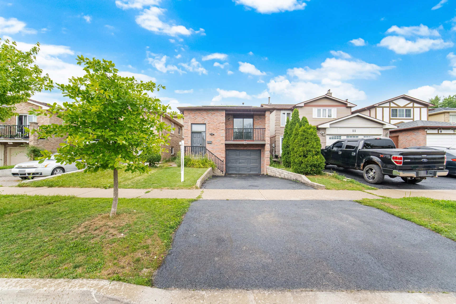 13 Dafoe Crescent, Brampton - photo 2