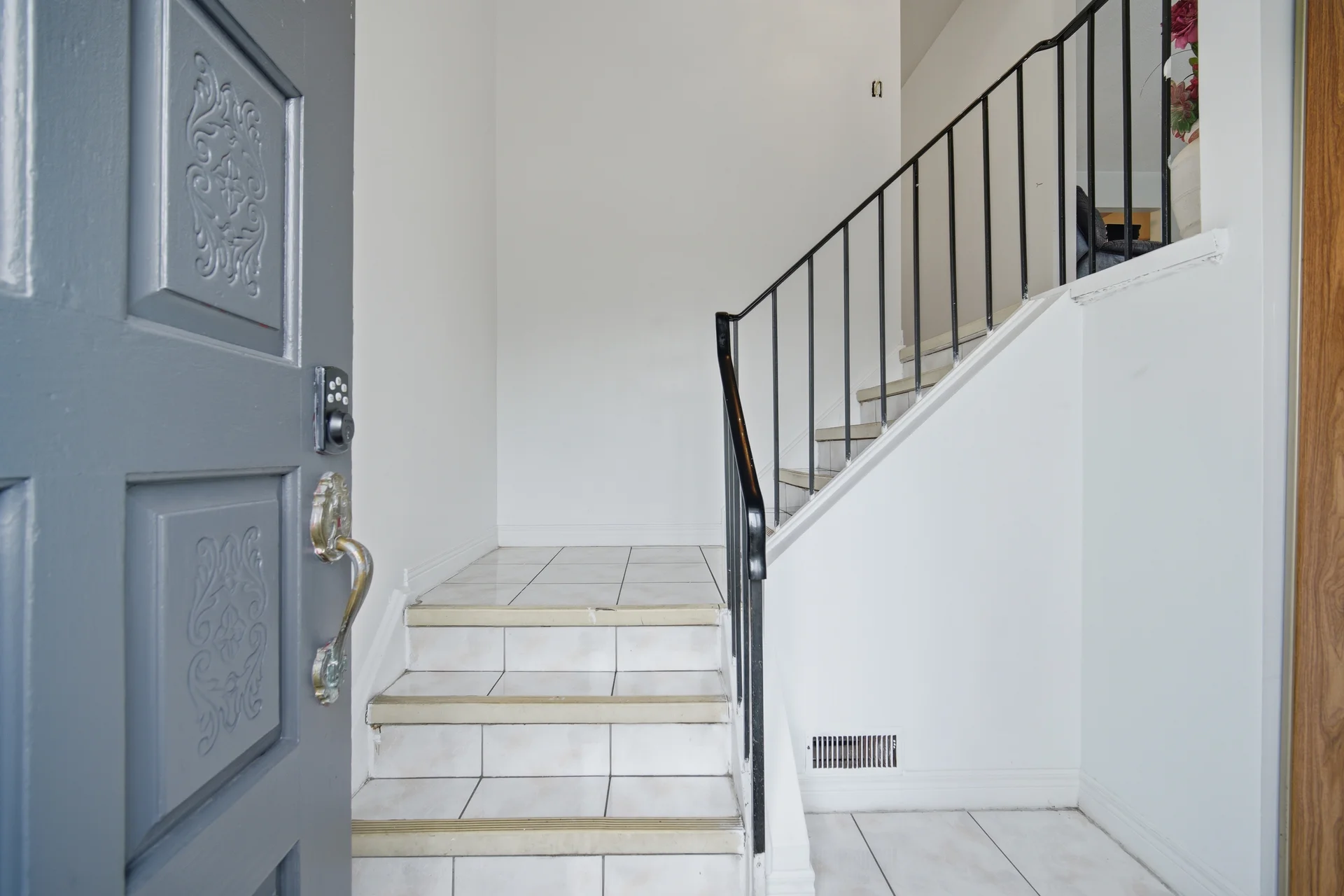 13 Dafoe Crescent, Brampton - photo 8