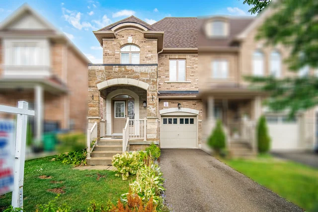 25 Yately Street, Brampton - photo 2