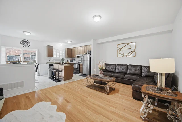 25 Yately Street, Brampton - photo 12