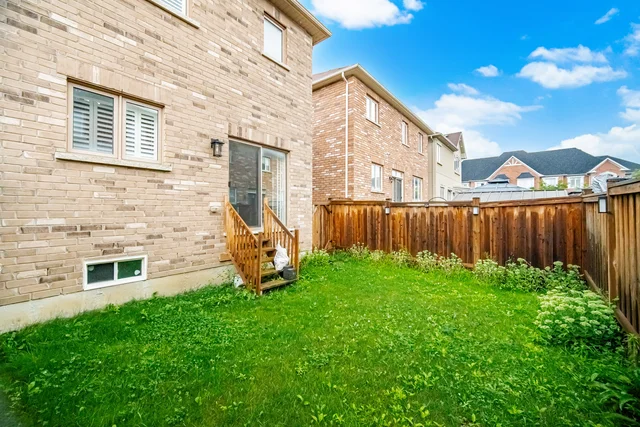 25 Yately Street, Brampton - photo 44