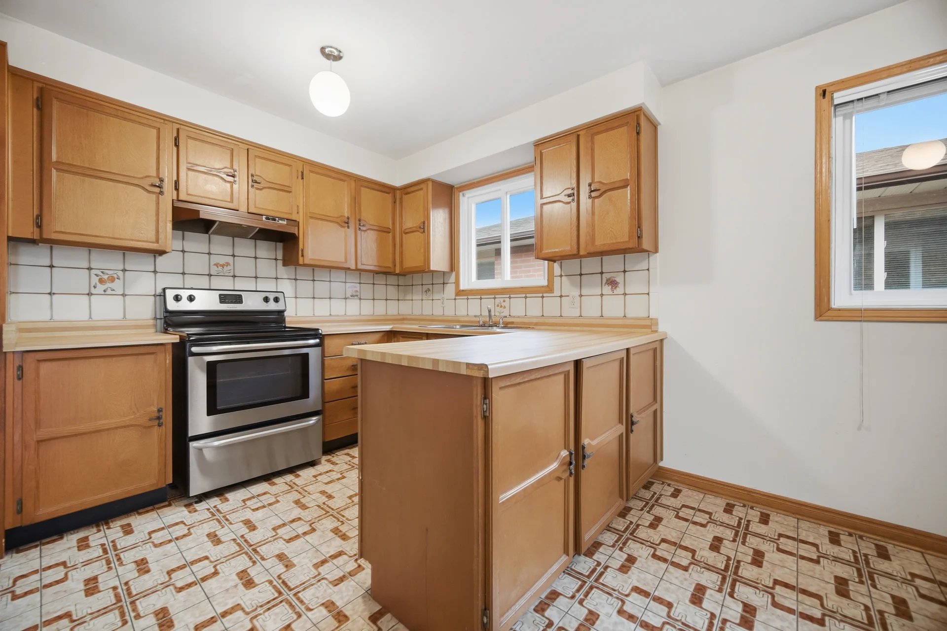 103 John Lindsay Court, North York - photo 24